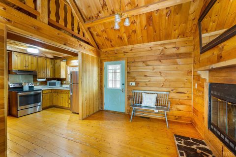Tiny photo for 3882 Rocky Mountain Road, Forest, VA 24551 (MLS # 365927)
