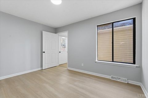 Tiny photo for 103 colonial Court, Lynchburg, VA 24551 (MLS # 363274)