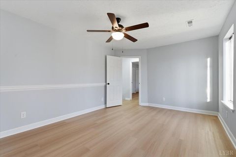 Tiny photo for 103 colonial Court, Lynchburg, VA 24551 (MLS # 363274)