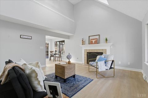 Tiny photo for 103 colonial Court, Lynchburg, VA 24551 (MLS # 363274)