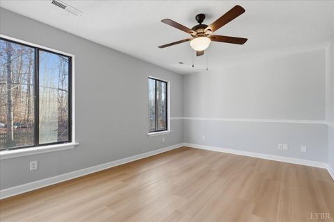 Tiny photo for 103 colonial Court, Lynchburg, VA 24551 (MLS # 363274)