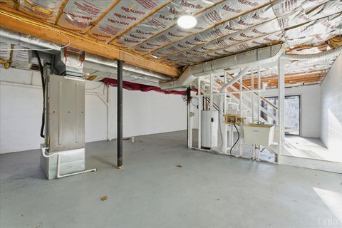 Tiny photo for 103 colonial Court, Lynchburg, VA 24551 (MLS # 363274)