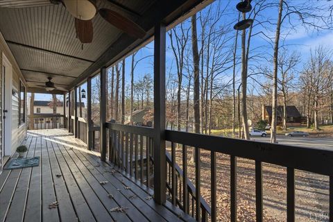 Tiny photo for 103 colonial Court, Lynchburg, VA 24551 (MLS # 363274)