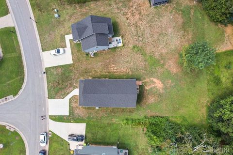 Tiny photo for 403 North Ave, Appomattox, VA 24522 (MLS # 364395)