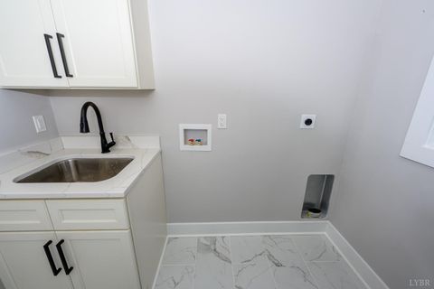 Tiny photo for 1906 Lakeside Drive, Lynchburg, VA 24501 (MLS # 363895)