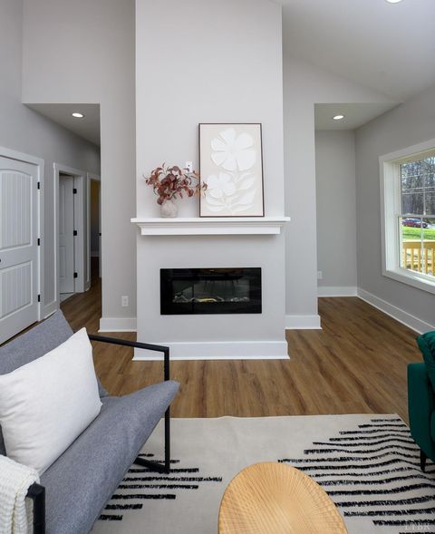 Tiny photo for 1906 Lakeside Drive, Lynchburg, VA 24501 (MLS # 363895)