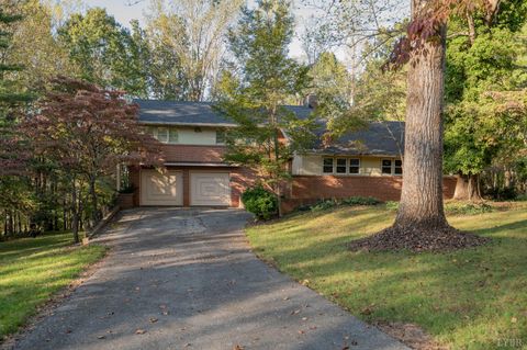 Tiny photo for 1238 Windsor Drive, Bedford, VA 24523 (MLS # 362631)