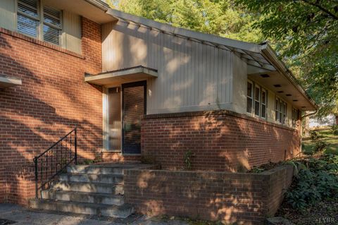 Tiny photo for 1238 Windsor Drive, Bedford, VA 24523 (MLS # 362631)