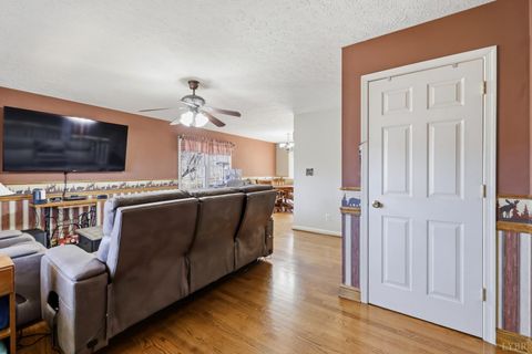 Tiny photo for 400 Kingswood Lane, Lynchburg, VA 24504 (MLS # 365142)