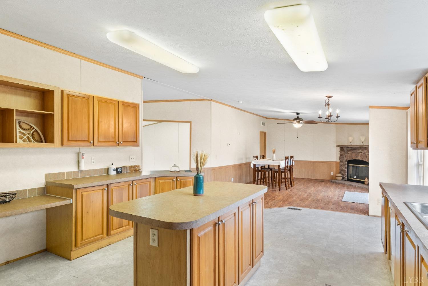 145 Mulberry Lane, Monroe, Virginia image 3