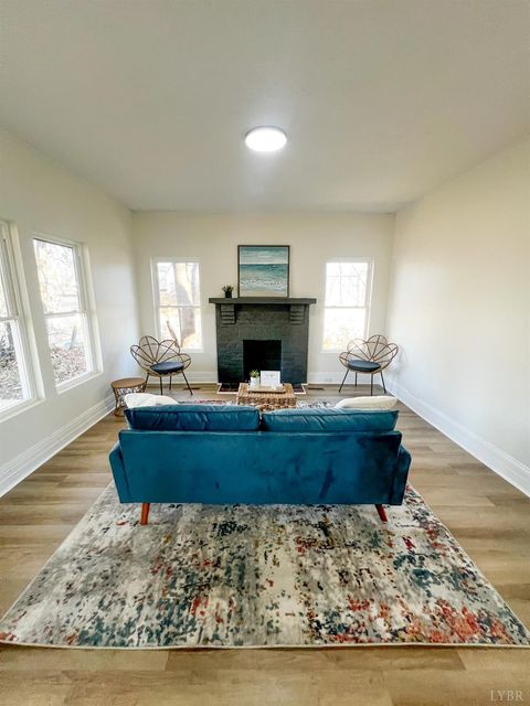 Tiny photo for 2220 Fort Avenue Ave, Lynchburg, VA 24501 (MLS # 364366)