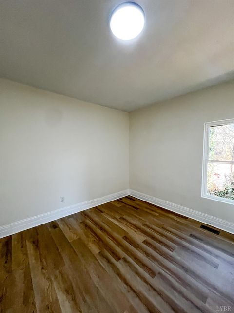 Tiny photo for 2220 Fort Avenue Ave, Lynchburg, VA 24501 (MLS # 364366)