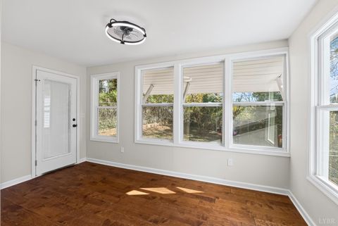 Tiny photo for 316 Botetourt Street, Lynchburg, VA 24504 (MLS # 363997)