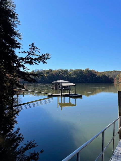 Tiny photo for 713 Leesville Lake Drive, Pittsville, VA 24139 (MLS # 361824)