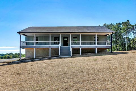 Photo of 1884 Skinnell Mill Road, Bedford, VA 24523 (MLS # 361666)