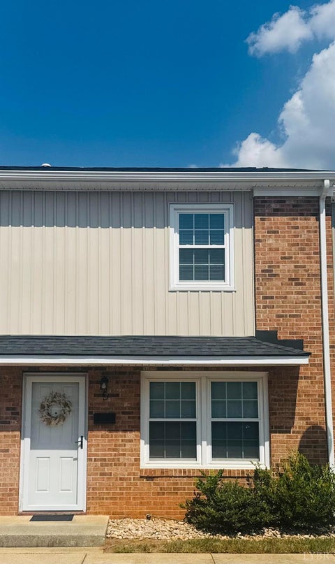 Townhouse For Sale - 3501 Fort Avenue #5<br/> Lynchburg, VA 24501