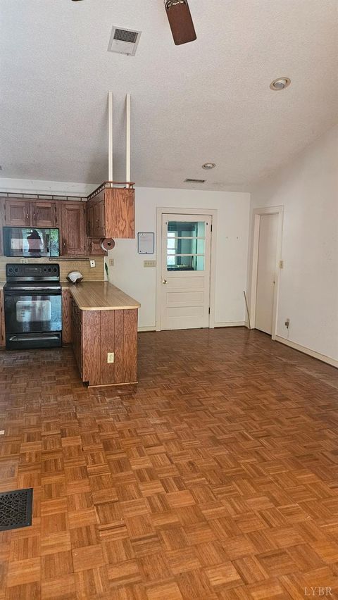 Tiny photo for 1308 Simpkins Lake Road, Bedford, VA 24523 (MLS # 366040)