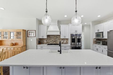 Tiny photo for 1204 MacLaren Place, Forest, VA 24551 (MLS # 364914)