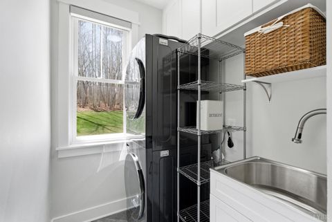 Tiny photo for 1204 MacLaren Place, Forest, VA 24551 (MLS # 364914)