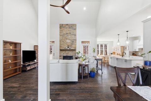 Tiny photo for 1204 MacLaren Place, Forest, VA 24551 (MLS # 364914)