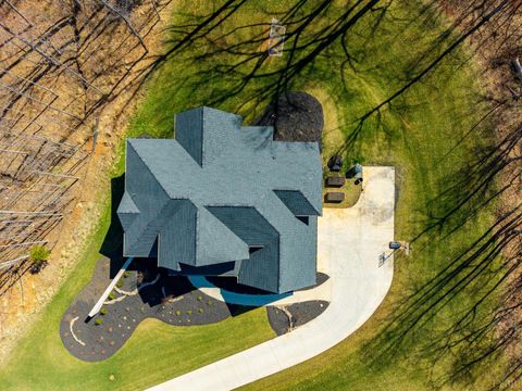 Tiny photo for 1204 MacLaren Place, Forest, VA 24551 (MLS # 364914)