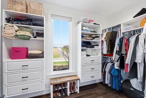 Tiny photo for 1204 MacLaren Place, Forest, VA 24551 (MLS # 364914)