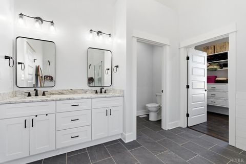 Tiny photo for 1204 MacLaren Place, Forest, VA 24551 (MLS # 364914)