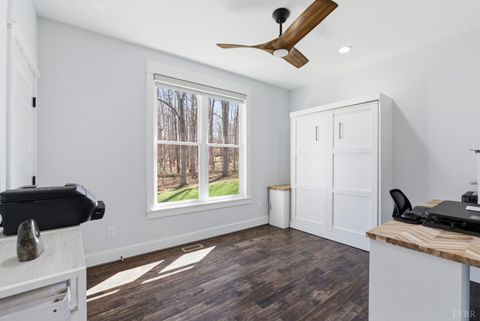 Tiny photo for 1204 MacLaren Place, Forest, VA 24551 (MLS # 364914)