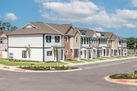 Photo of 556 Leesville Road #208, Lynchburg, VA 24502 (MLS # 364561)