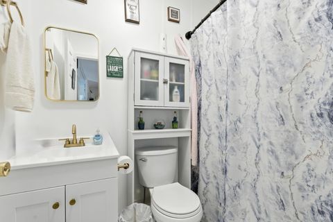 Tiny photo for 221 Cedar Court, Gretna, VA 24557 (MLS # 361609)