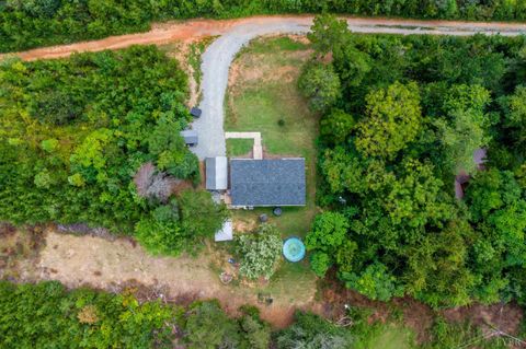 Tiny photo for 221 Cedar Court, Gretna, VA 24557 (MLS # 361609)