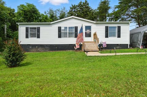 Photo of 221 Cedar Court, Gretna, VA 24557 (MLS # 361609) Photo of 221 Cedar Court, Gretna, VA 24557 (MLS # 361609)