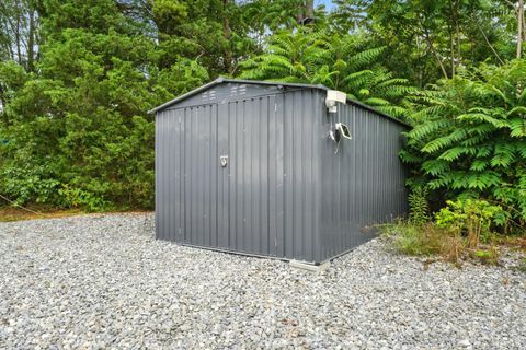 Tiny photo for 221 Cedar Court, Gretna, VA 24557 (MLS # 361609)