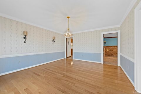 Tiny photo for 355 Dyson Road, Amherst, VA 24521 (MLS # 365910)