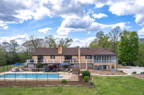 Tiny photo for 355 Dyson Road, Amherst, VA 24521 (MLS # 365910)