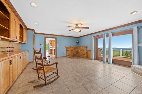 Tiny photo for 355 Dyson Road, Amherst, VA 24521 (MLS # 365910)