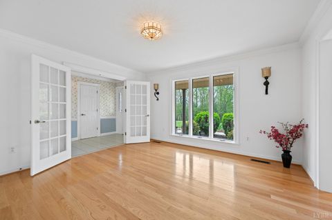 Tiny photo for 355 Dyson Road, Amherst, VA 24521 (MLS # 365910)