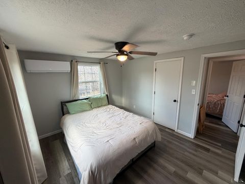 Tiny photo for 182 Shelter Ln Ln, Amherst, VA 24521 (MLS # 364879)