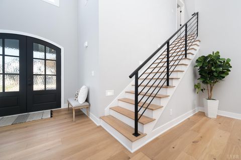 Tiny photo for 210 Lincolns Way Way, Lynchburg, VA 24502 (MLS # 366080)