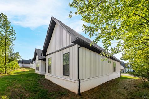 Tiny photo for 210 Lincolns Way Way, Lynchburg, VA 24502 (MLS # 366080)