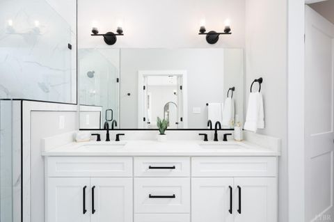 Tiny photo for 210 Lincolns Way Way, Lynchburg, VA 24502 (MLS # 366080)