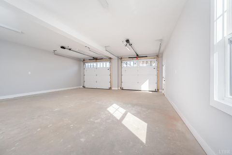 Tiny photo for 210 Lincolns Way Way, Lynchburg, VA 24502 (MLS # 366080)