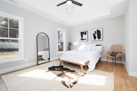 Tiny photo for 210 Lincolns Way Way, Lynchburg, VA 24502 (MLS # 366080)