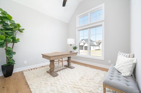 Tiny photo for 210 Lincolns Way Way, Lynchburg, VA 24502 (MLS # 366080)