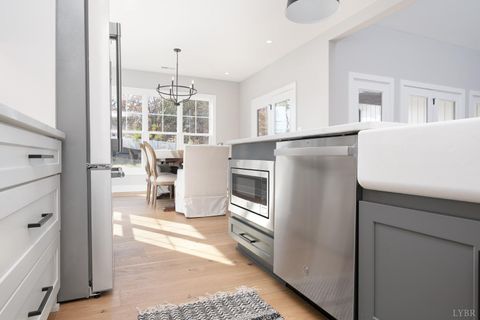 Tiny photo for 210 Lincolns Way Way, Lynchburg, VA 24502 (MLS # 366080)