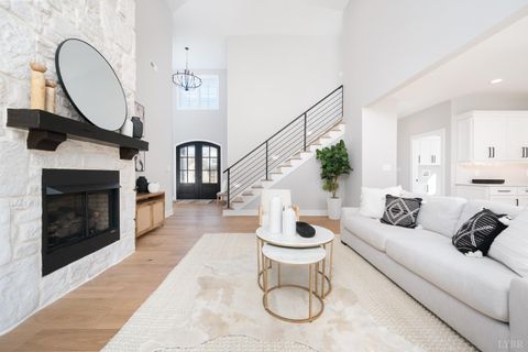 Tiny photo for 210 Lincolns Way Way, Lynchburg, VA 24502 (MLS # 366080)