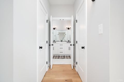 Tiny photo for 210 Lincolns Way Way, Lynchburg, VA 24502 (MLS # 366080)