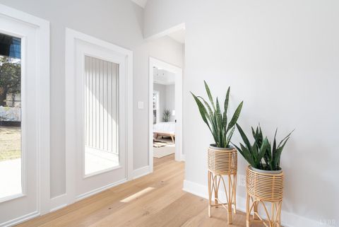 Tiny photo for 210 Lincolns Way Way, Lynchburg, VA 24502 (MLS # 366080)