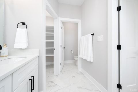 Tiny photo for 210 Lincolns Way Way, Lynchburg, VA 24502 (MLS # 366080)