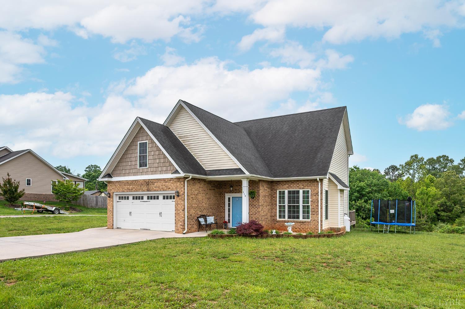 314 Cooper Way Way, Evington, Virginia image 2